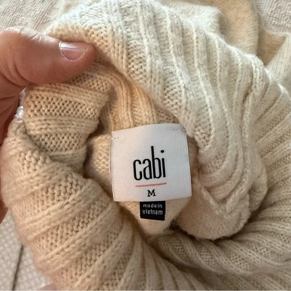 CABI #3889 - Midweight‎ Tuck Turtleneck Puff Sleeve Pullover Knit Sweater medium - Picture 5 of 6